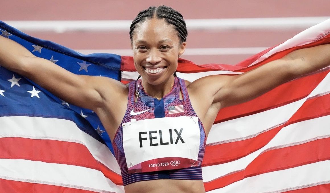 Allyson Felix celebrando su bronce en los 400 metros de Tokio 2020. USATF. Allyson Felix celebrando su bronce en los 400 metros de Tokio 2020. USATF.